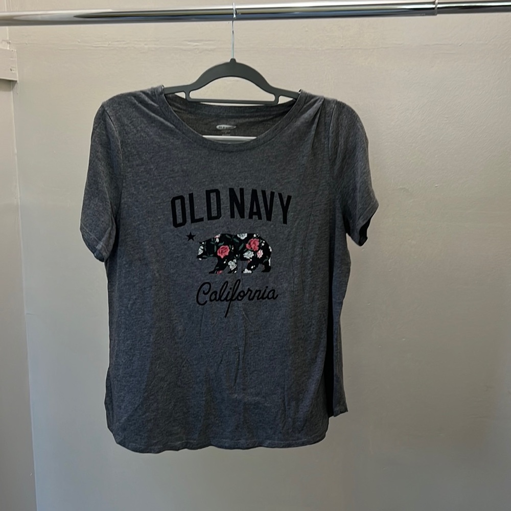 Old Navy. Size large. Used condition.